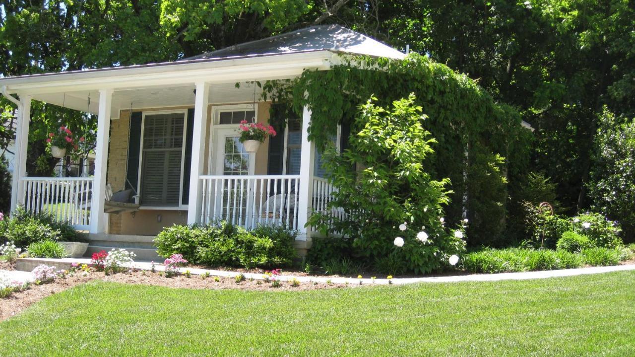 Trinkle Mansion Bed & Breakfast Wytheville Exterior photo