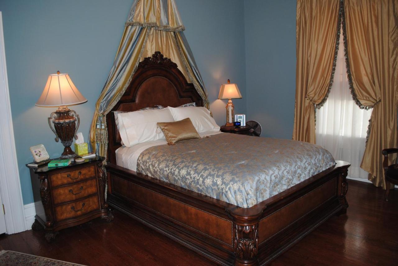 Trinkle Mansion Bed & Breakfast Wytheville Exterior photo