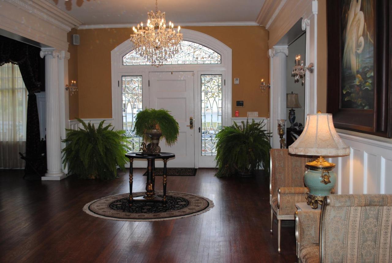 Trinkle Mansion Bed & Breakfast Wytheville Exterior photo
