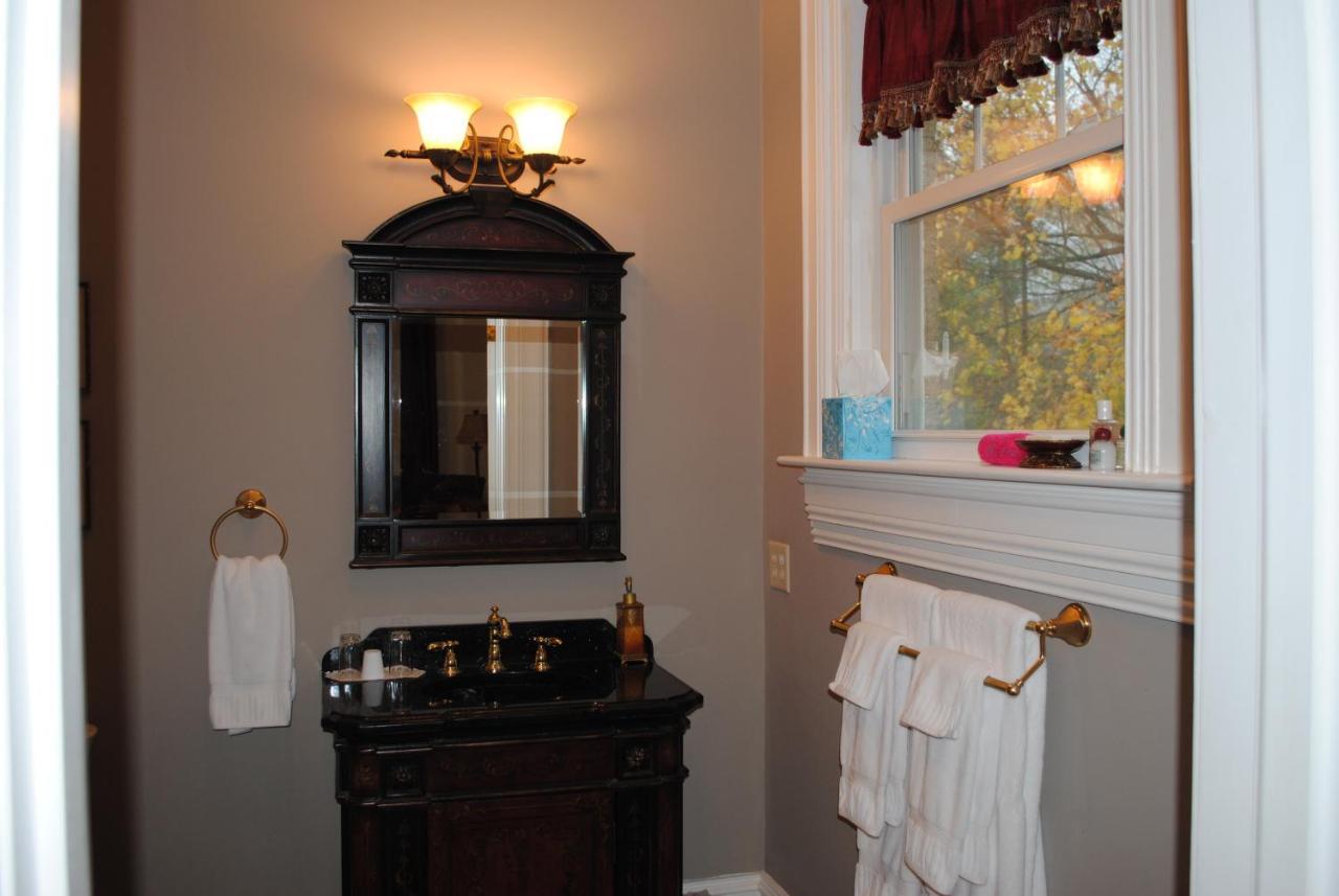 Trinkle Mansion Bed & Breakfast Wytheville Exterior photo